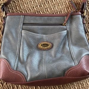 B.O.C PURSE GREAT CONDITION